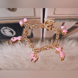 Hearth & Stone Co. Handmade Rosy Kitties Charm Bracelet (7", Gold Chain)